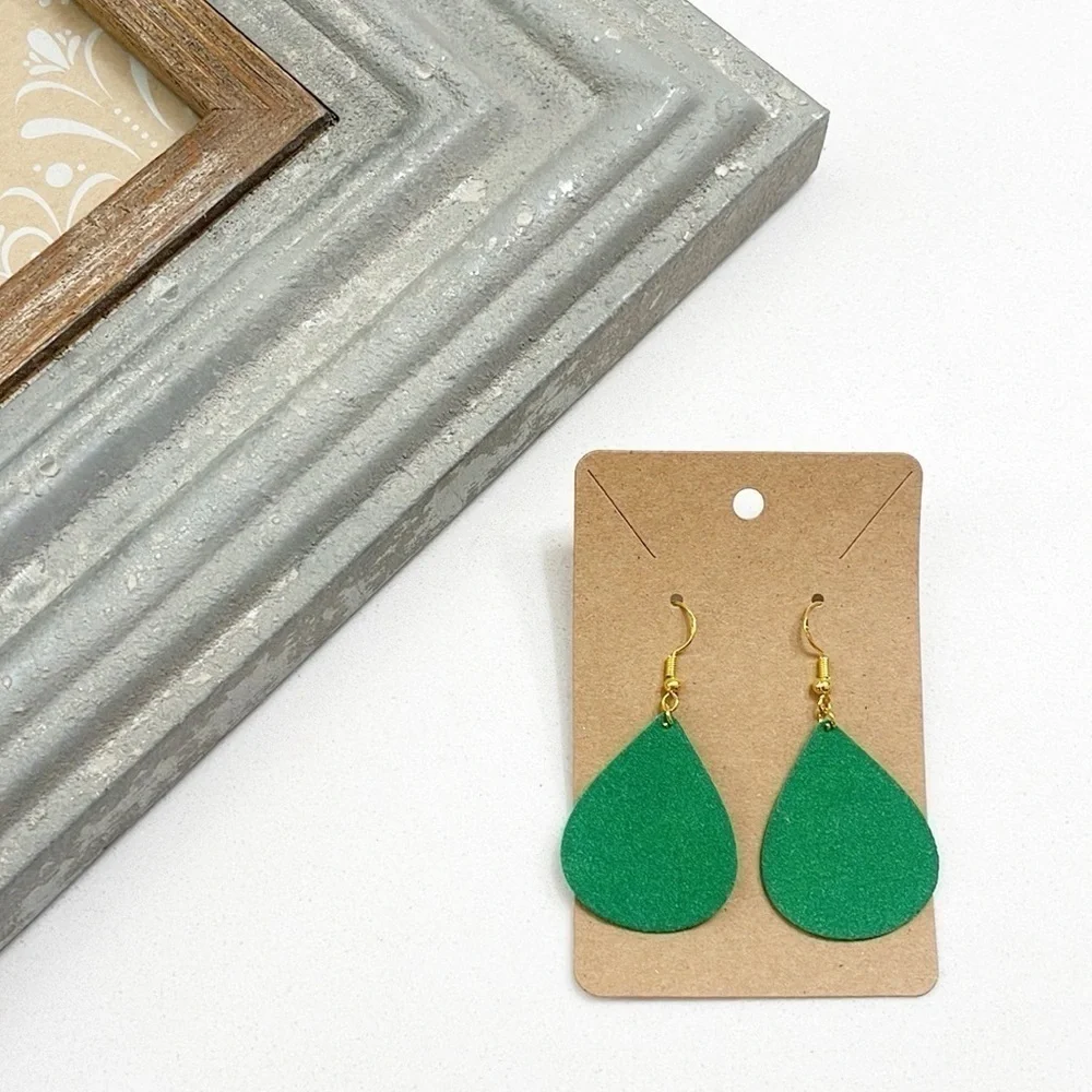 Teardrop hand made earrings